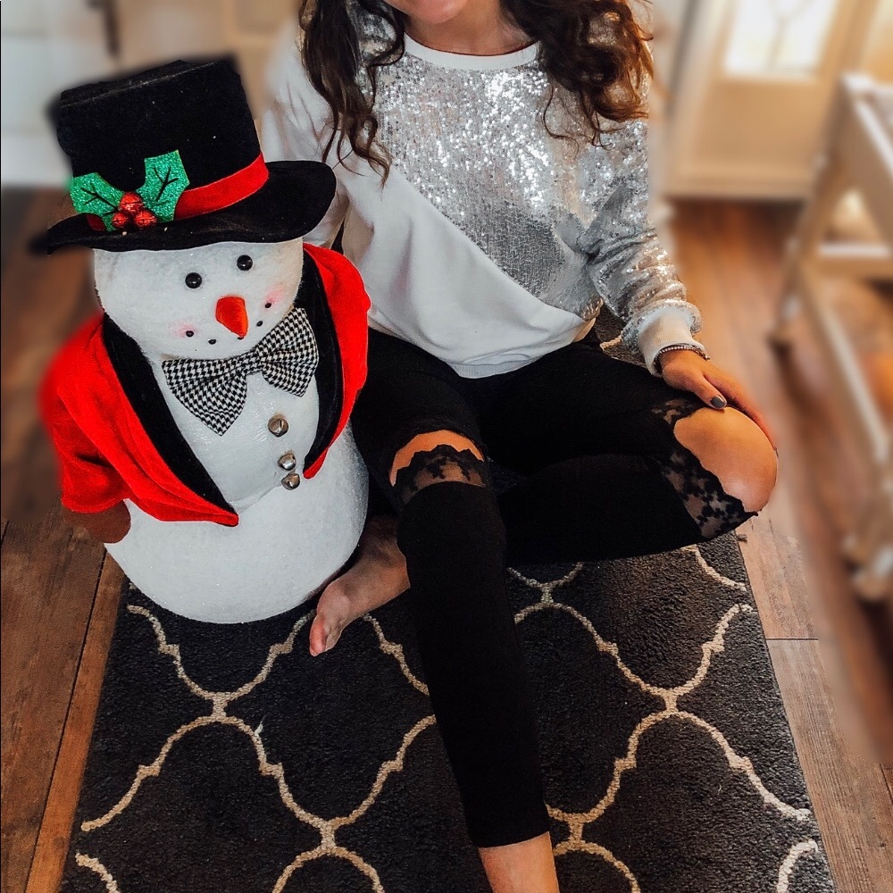 Lace Knee Cutout Leggings